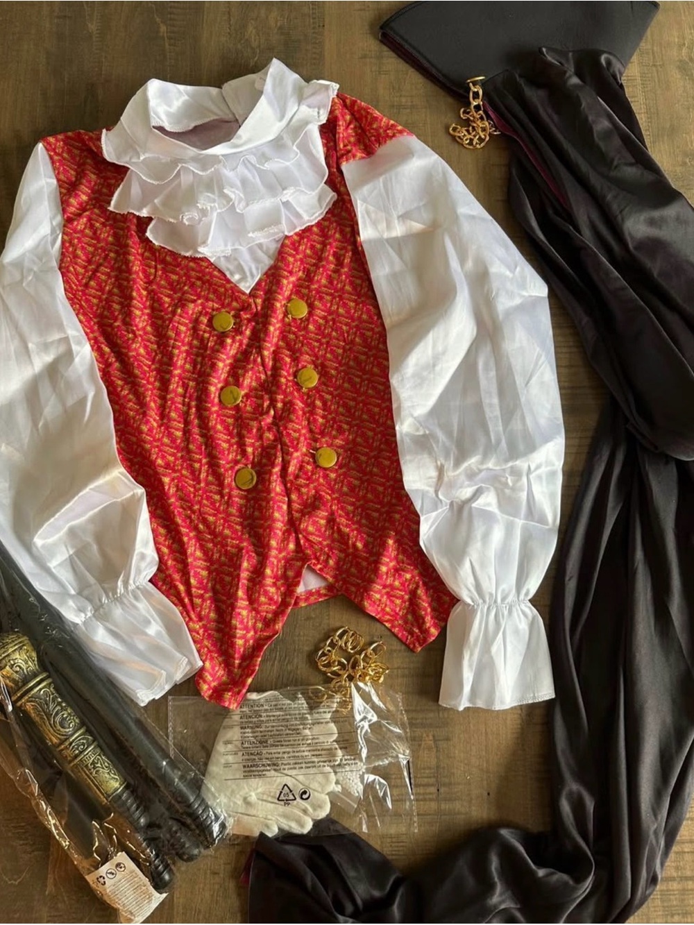 Vampire Costume - Picture 2 of 2